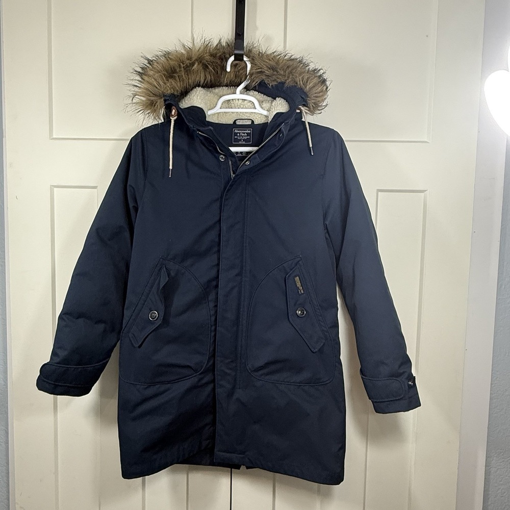 Abercrombie & Fitch Women's Small Faux Fur Hooded Water Resistant Navy Coat